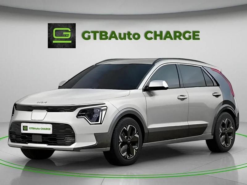 Branco Novo 2025 Kia e-Niro SUV | € 39.999 (Caro) - Imagem 1/4