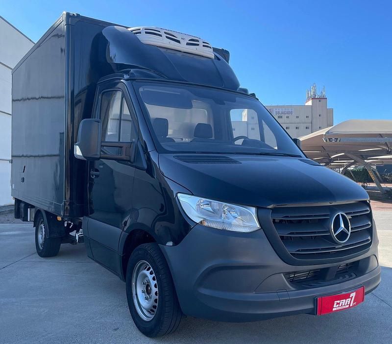 Preto Usado 2022 Mercedes Sprinter Van | € 52.990 - Imagem 1/4