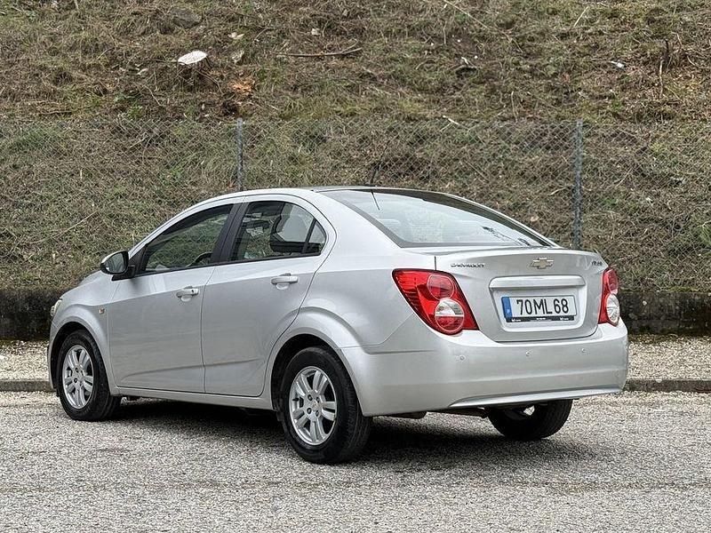 Usado Chevrolet Aveo 85 HP (62 kW) 2011 Sedan