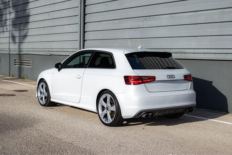 Usado Audi S3 300 HP (220 kW) 2015