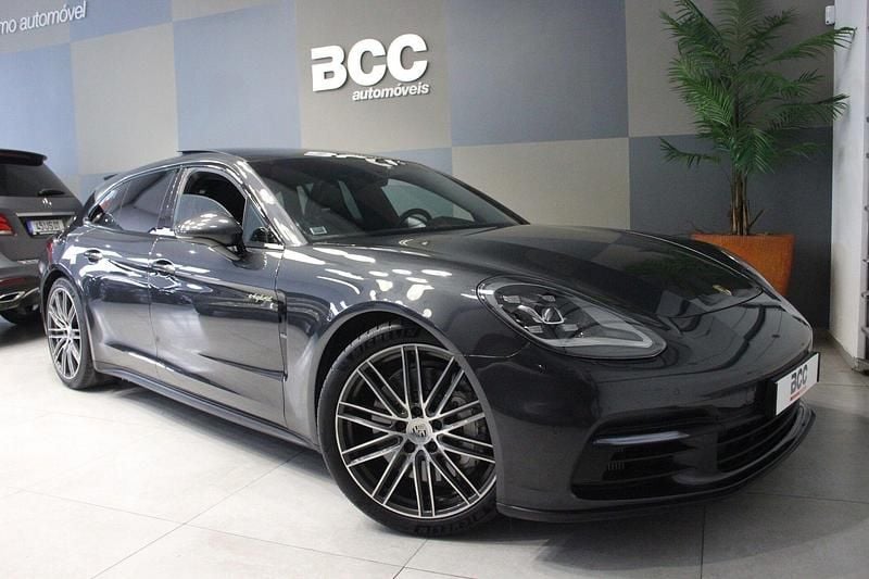Usado Porsche Panamera Platinum Edition 462 HP (339 kW) 2020 Cinza Carrinha