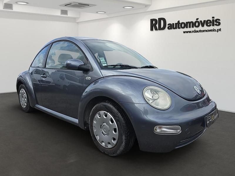 Usado VW Beetle 75 HP (55 kW) 2002 Cinzento Citadino