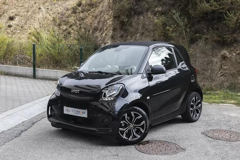 Preto Usado 2020 Smart ForTwo Electric Drive Passion Citadino | € 10.500 - Imagem 1/4