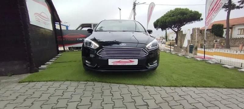 Usado Ford Focus 120 HP (88 kW) 2018 Preto Carrinha