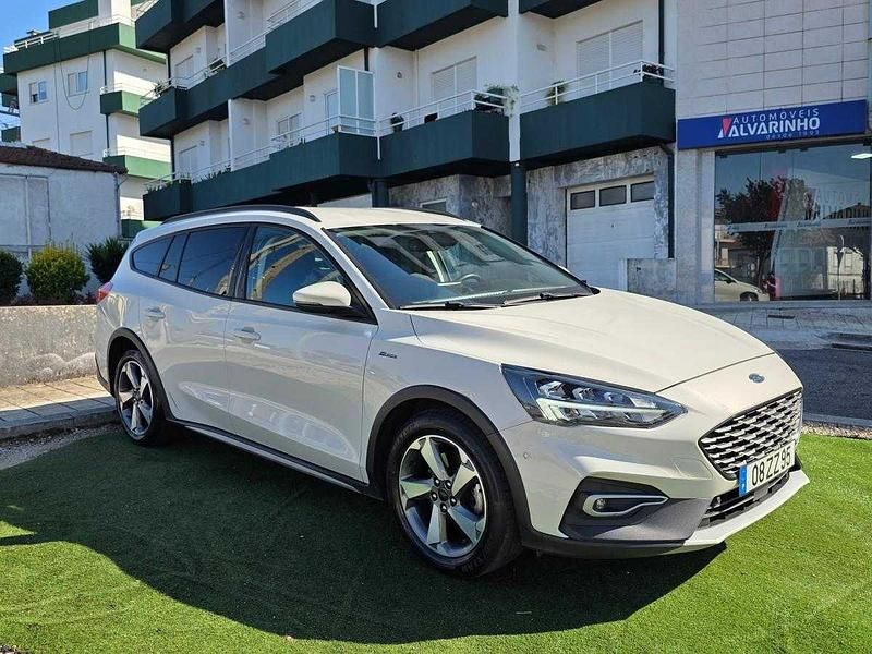 Bege Usado 2020 Ford Focus Active X Carrinha | € 15.950 (Preço justo) - Imagem 1/4