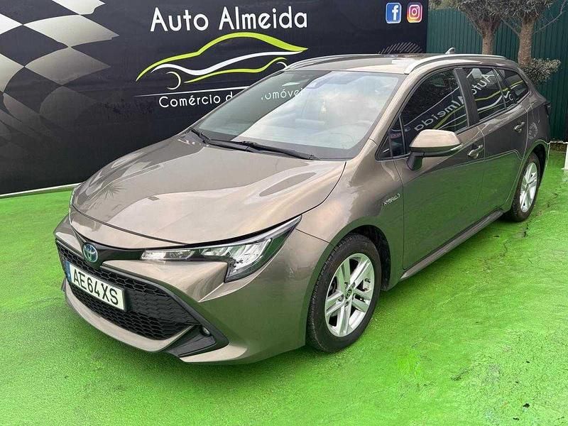 Usado Toyota Corolla Comfort 98 HP (72 kW) 2021 Outra Carrinha