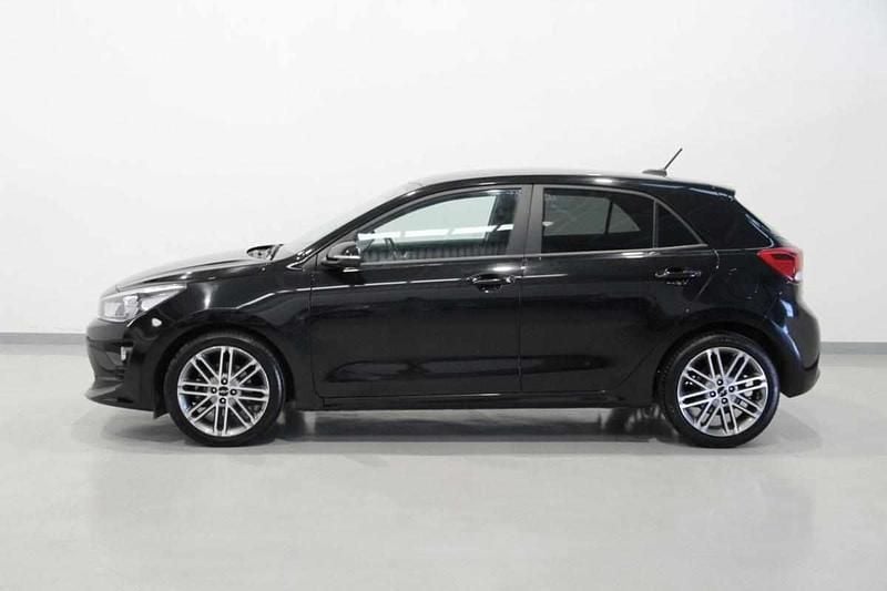 Usado Kia Rio 101 HP (74 kW) 2023 Preto Citadino
