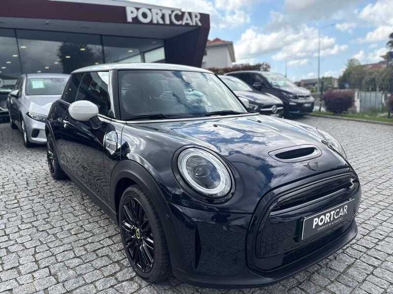 Azul Usado 2024 Mini Cooper Citadino | € 28.500 (Caro) - Imagem 1/4