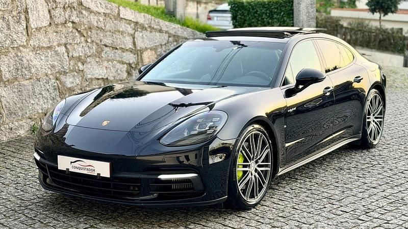 Usado Porsche Panamera 4 462 HP (339 kW) 2018 Preto Sedan