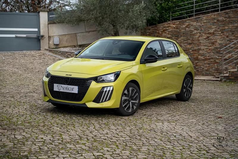 Usado Peugeot 208 Style 102 HP (75 kW) 2025 Amarelo Citadino