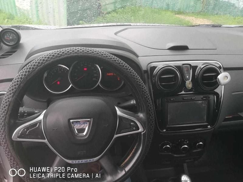 Cinzento Usado 2018 Dacia Lodgy Monovolume | € 10.000 (Super Preço) - Imagem 1/4