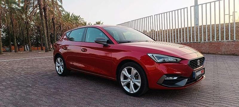 Usado Seat Leon 204 HP (150 kW) 2021 Vermelho