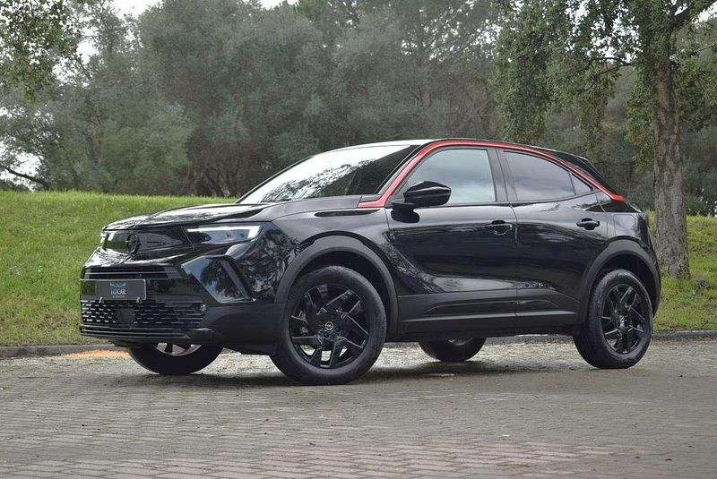 Usado Opel Mokka 130 HP (95 kW) 2022 Preto SUV