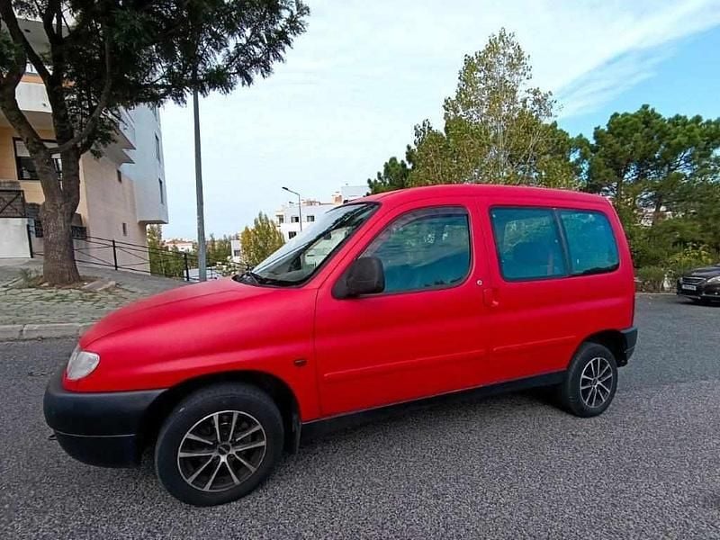 Vermelho Usado 1998 Citroën Berlingo Carrinha | € 1.500 - Imagem 1/4