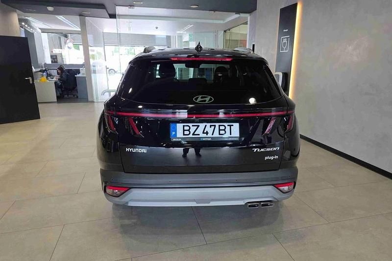 Usado Hyundai Tucson 252 HP (185 kW) 2025 Preto SUV