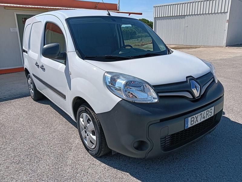 Branco Usado 2020 Renault Kangoo LIMITED Monovolume | € 11.750 (Preço justo) - Imagem 1/4