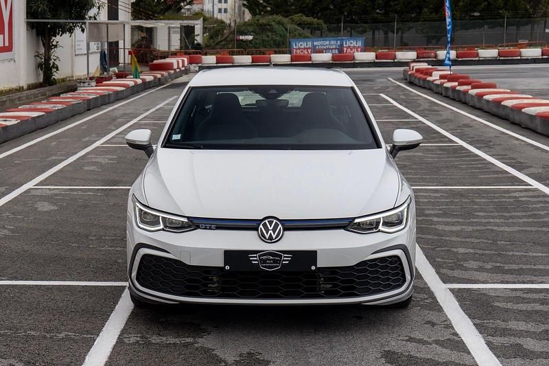 Usado VW Golf VII GTE 150 HP (110 kW) 2020 Branco