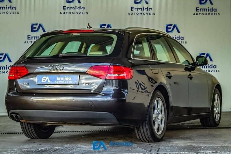 Usado Audi A4 143 HP (105 kW) 2008 Azul Carrinha