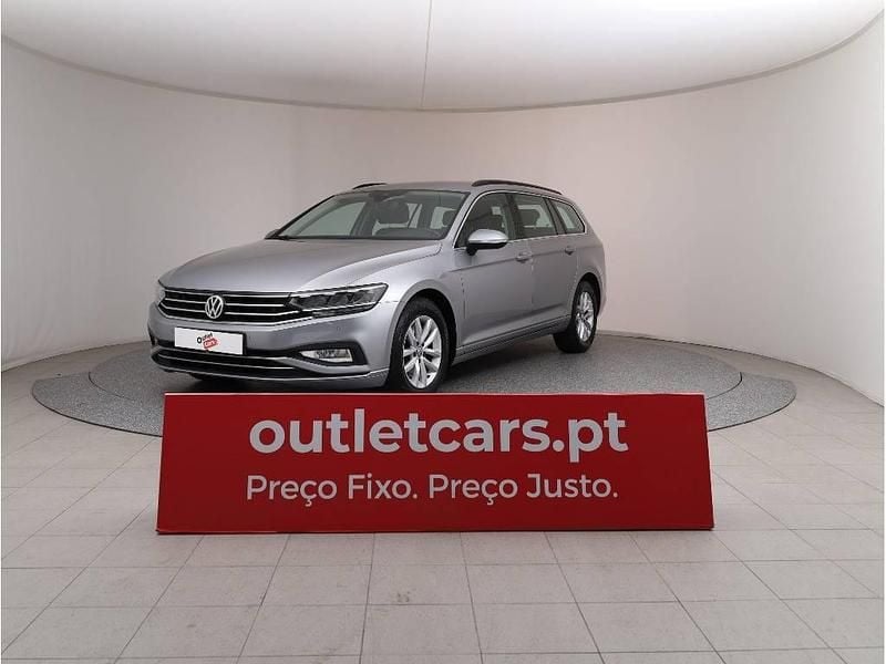 Cinzento claro metalizado Usado 2019 VW Passat Business Carrinha | € 23.100 (Preço elevado) - Imagem 1/4
