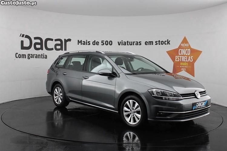 Usado VW Golf VII 115 HP (84 kW) 2019 Cinza Carrinha