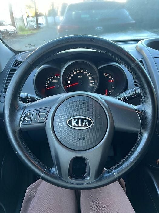 Usado Kia Soul 128 HP (94 kW) 2009 SUV