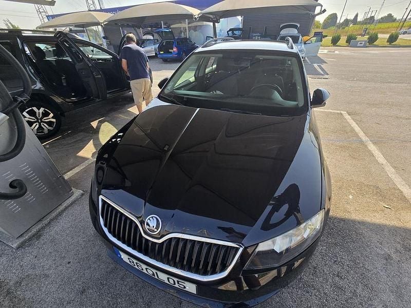 Usado 2015 Skoda Octavia GreenLine Carrinha | € 10.400 (Super Preço) - Imagem 1/4
