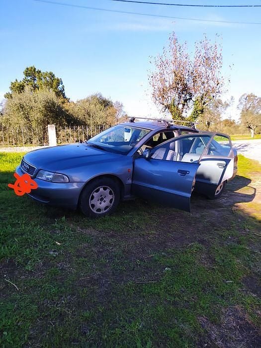 Usado 1996 Audi A4 Sedan | € 1.750 (Preço justo) - Imagem 1/4