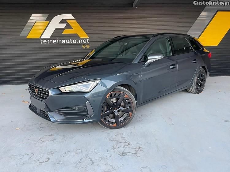 Cinza Usado 2022 Cupra Leon VZ Carrinha | € 28.700 (Preço justo) - Imagem 1/1