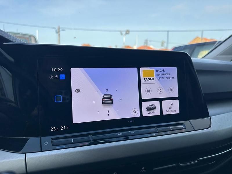 Usado VW Golf VIII Sportline 110 HP (80 kW) 2023 Cinza