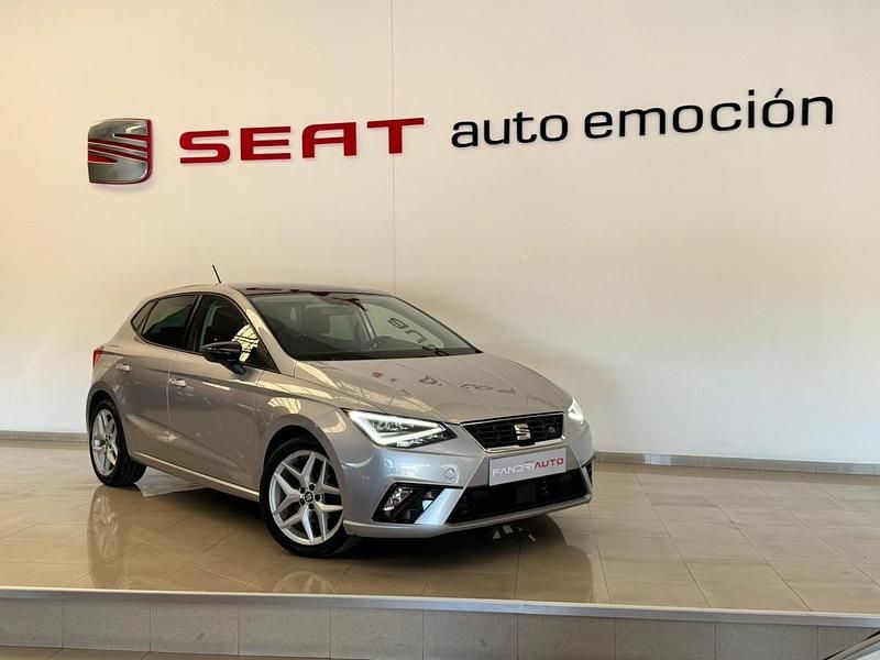 Usado Seat Ibiza FR 95 HP (69 kW) 2019 Cinza prata