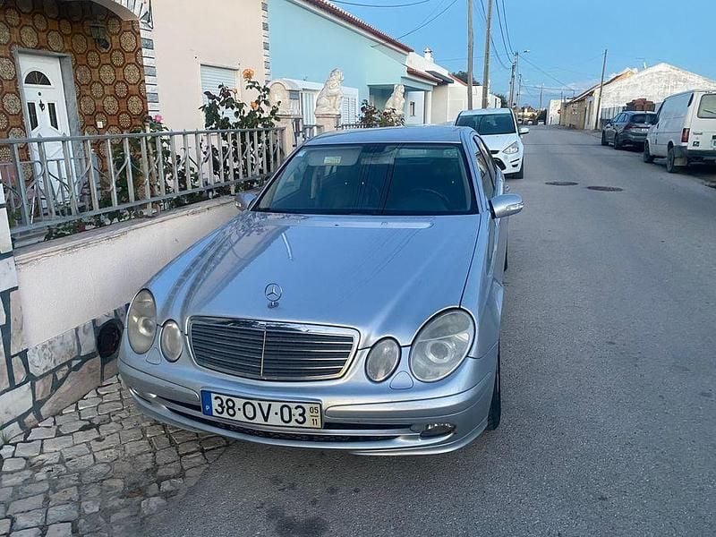 Usado Mercedes E200 2005 Sedan