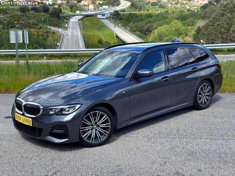 Cinza Usado 2020 BMW 318 Carrinha | € 29.500 (Caro) - Imagem 1/1