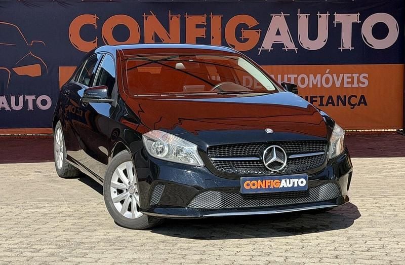Preto Usado 2016 Mercedes A180 | € 16.990 (Preço justo) - Imagem 1/4