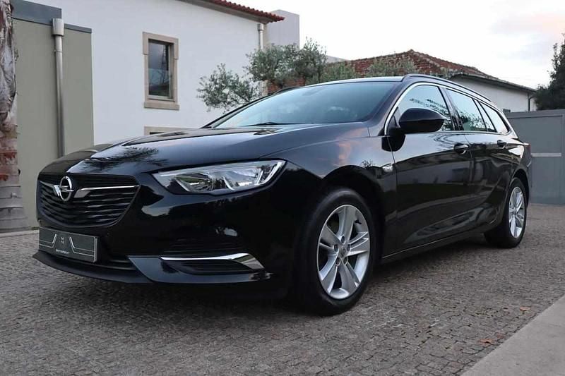 Preto Usado 2017 Opel Insignia Carrinha | € 12.450 (Preço justo) - Imagem 1/4
