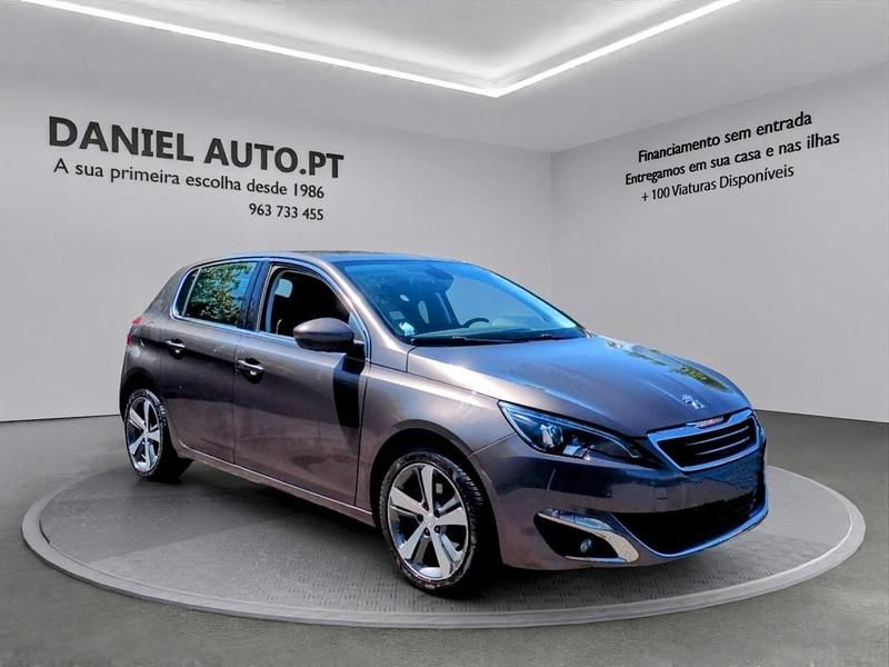 Cinzento Usado 2015 Peugeot 308 | € 10.850 (Preço justo) - Imagem 1/4
