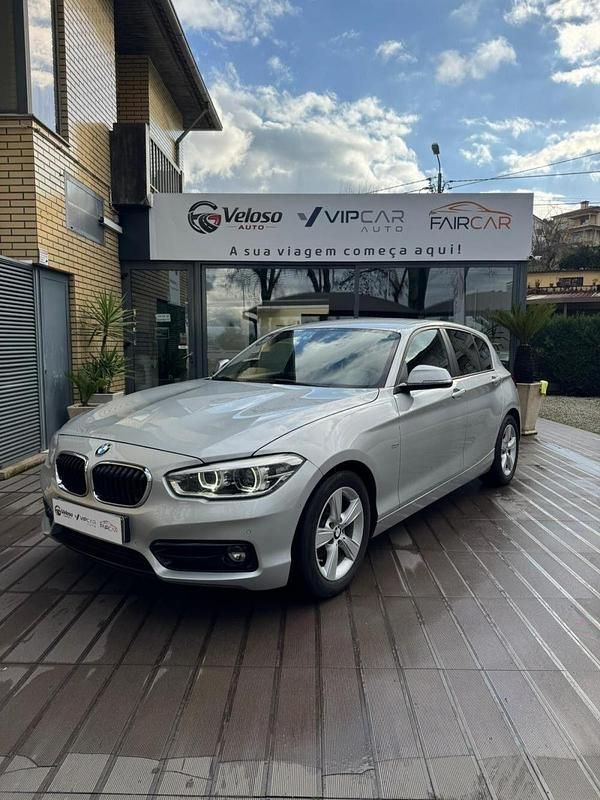 Cinza Usado 2016 BMW 116 Efficient Dynamics Citadino | € 16.900 - Imagem 1/4