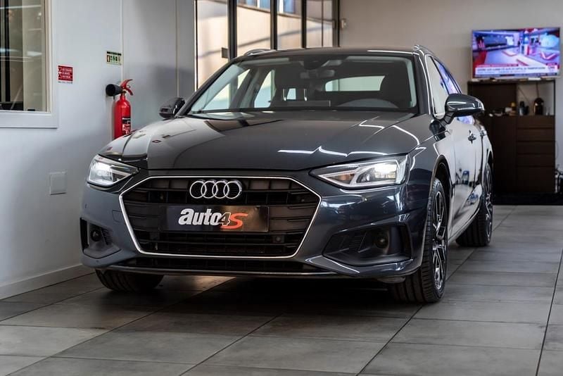 Usado Audi A4 163 HP (119 kW) 2020 Antracite Carrinha