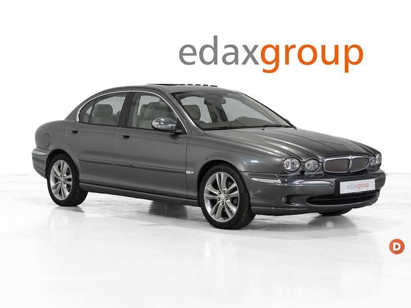 Cinzento Usado 2008 Jaguar X-type | € 5.490 - Imagem 1/4