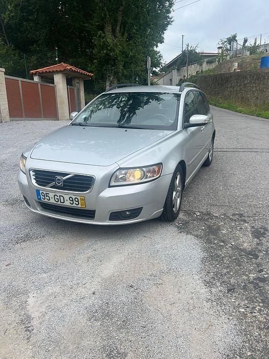 Usado 2008 Volvo V50 Carrinha | € 5.200 (Preço justo) - Imagem 1/4