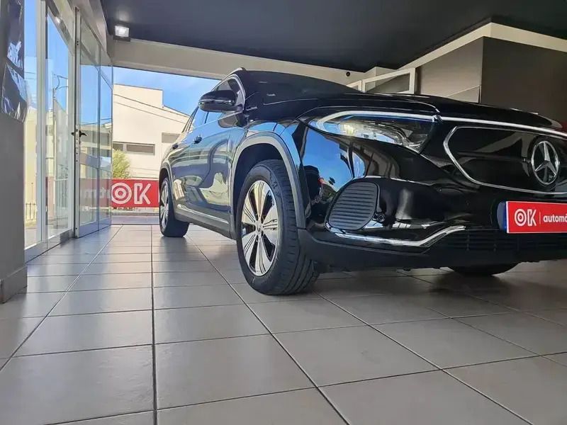 Preto Usado 2022 Mercedes EQA350 Progressive SUV | € 38.250 - Imagem 1/4