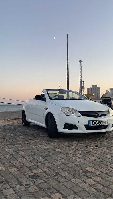 Usado 2008 Opel Tigra Cabrios | € 5.700 - Imagem 1/4