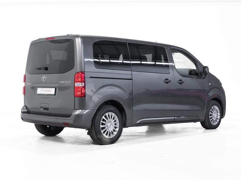 Usado Toyota Proace 120 HP (88 kW) 2022 Branco Monovolume