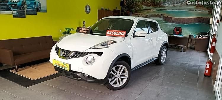 Branco Usado 2015 Nissan Juke N-Connecta SUV | € 11.900 (Preço justo) - Imagem 1/1