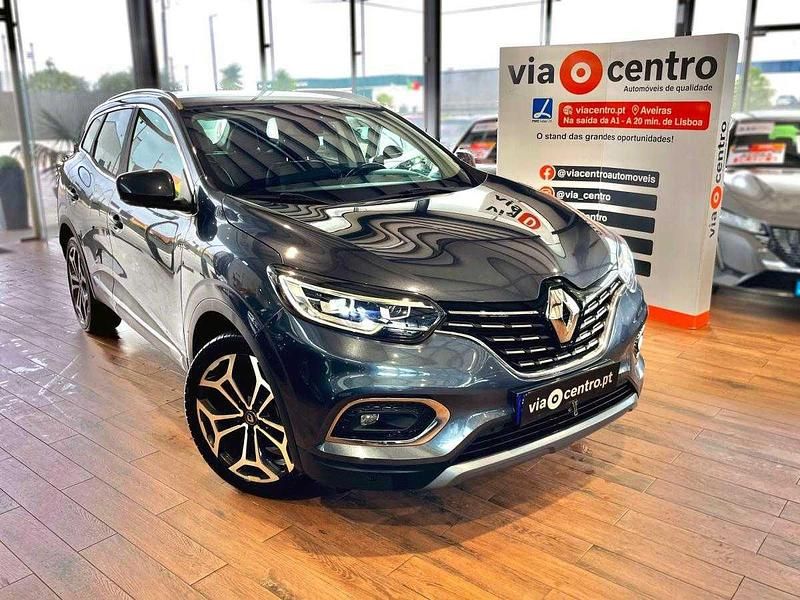 Usado Renault Kadjar Intens 115 HP (84 kW) 2021 Cinza antracite SUV