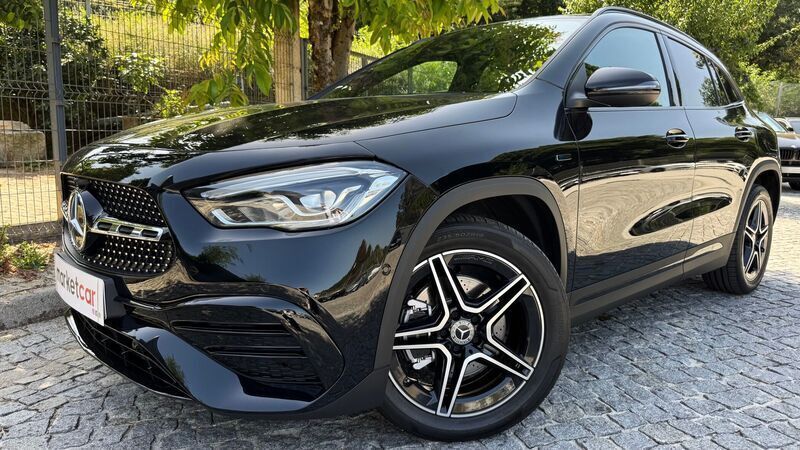 Preto Usado 2021 Mercedes GLA250 AMG line SUV | € 38.500 (Preço justo) - Imagem 1/4