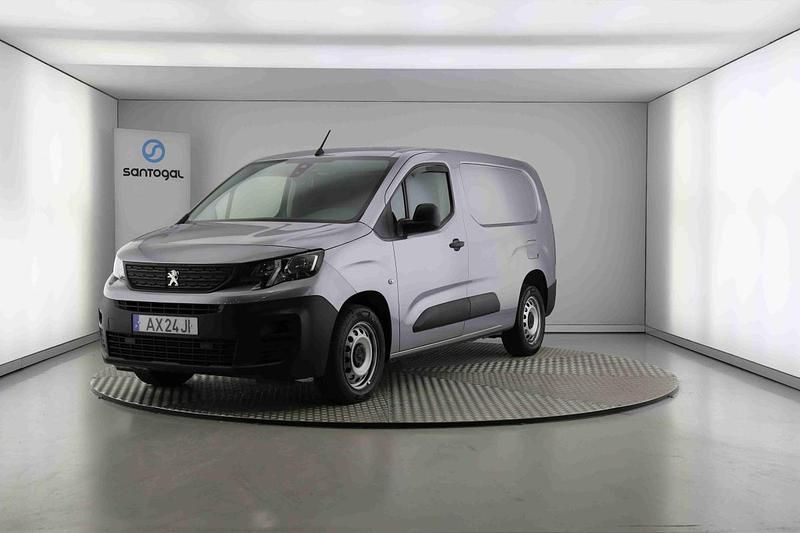 Cinzento Usado 2023 Peugeot Partner Monovolume | € 16.990 (Preço justo) - Imagem 1/4