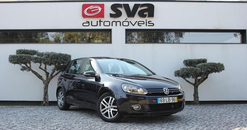 Preto Usado 2010 VW Golf VI Citadino | € 9.850 (Preço justo) - Imagem 1/4