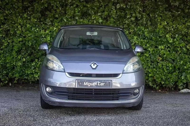Usado Renault Scénic III Dynamique 110 HP (80 kW) 2012 Cinza Monovolume