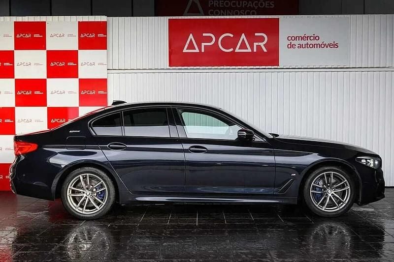 Usado BMW 530e iPerformance 252 HP (185 kW) 2018 Azul Sedan