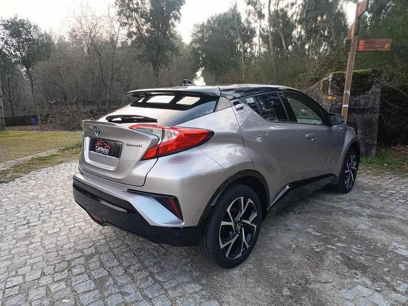 Usado Toyota C-HR 122 HP (89 kW) 2017 Cinzento SUV